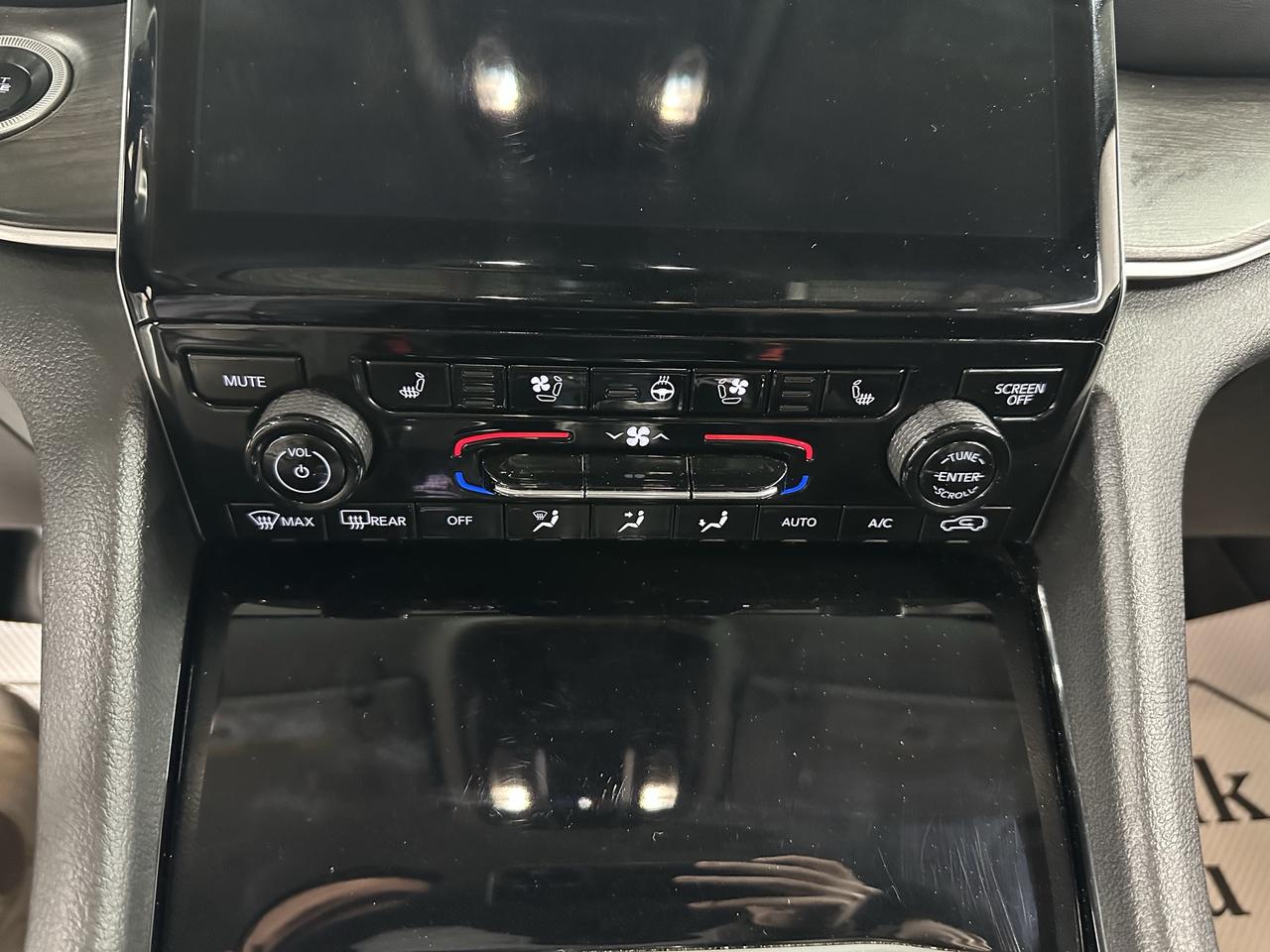 2022 Jeep Grand Cherokee LIMITED 4X4 Photo8