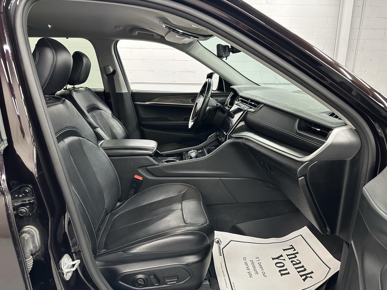 2022 Jeep Grand Cherokee LIMITED 4X4 Photo4