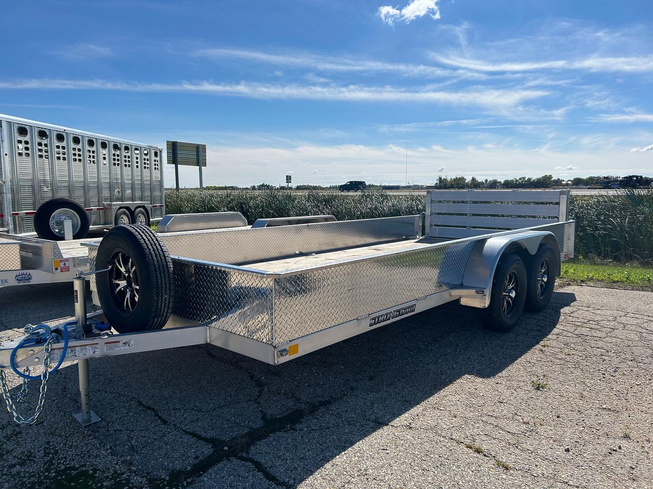 2027 Stronghaul Utility Trailer  82 x 16' Stronghaul Solid Side Trailer Photo1