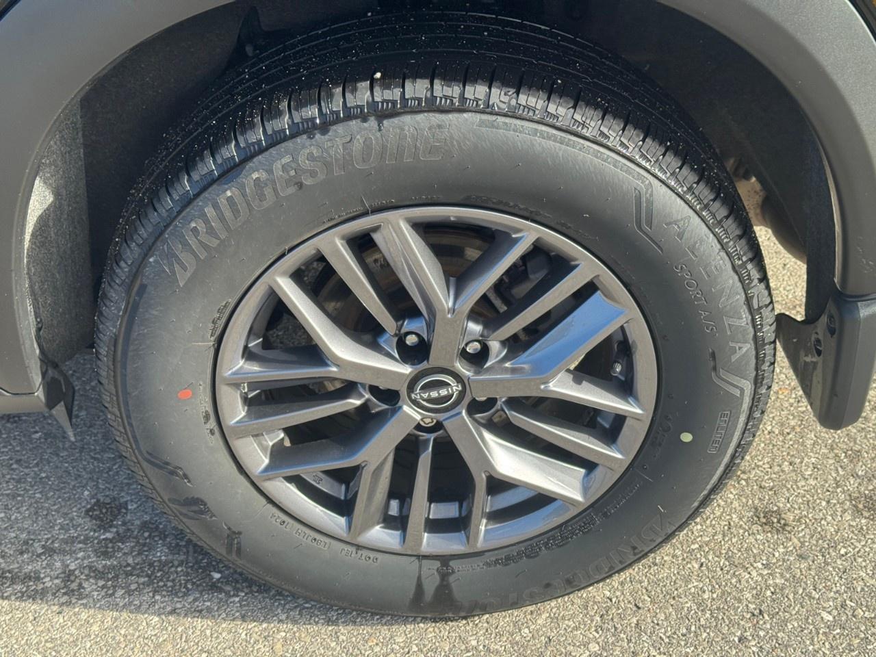 2024 Nissan Rogue AWD S Photo