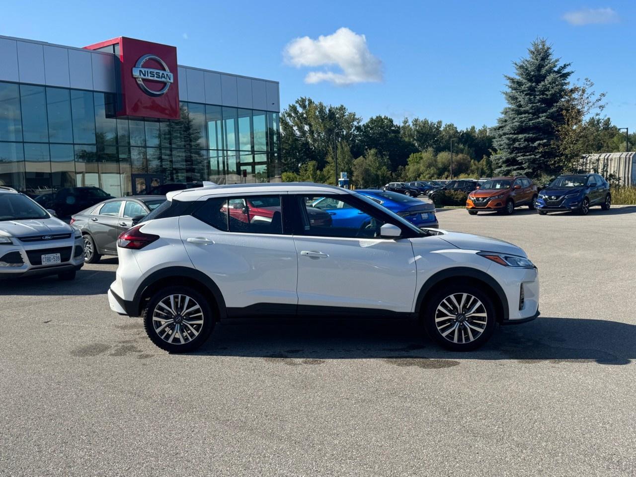 2024 Nissan Kicks SV FWD Photo