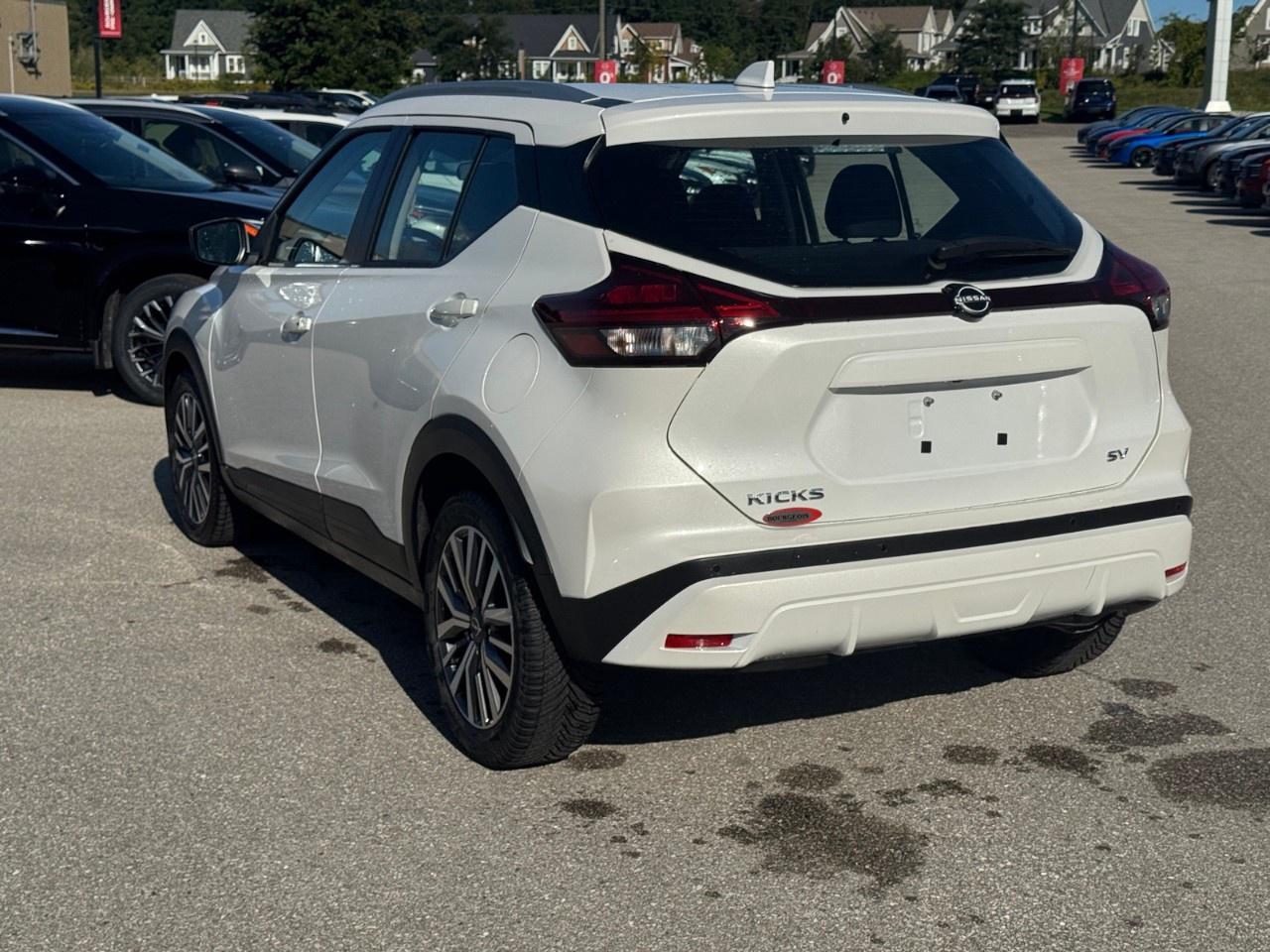 2024 Nissan Kicks SV FWD Photo