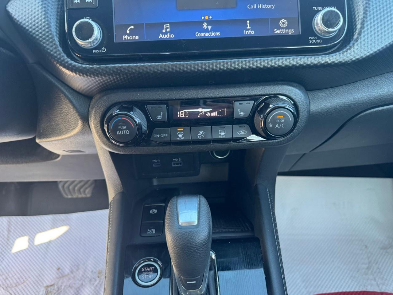 2024 Nissan Kicks SV FWD Photo