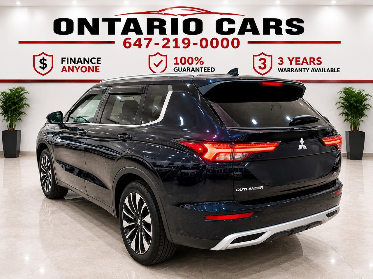 2025 Mitsubishi Outlander SE Photo4