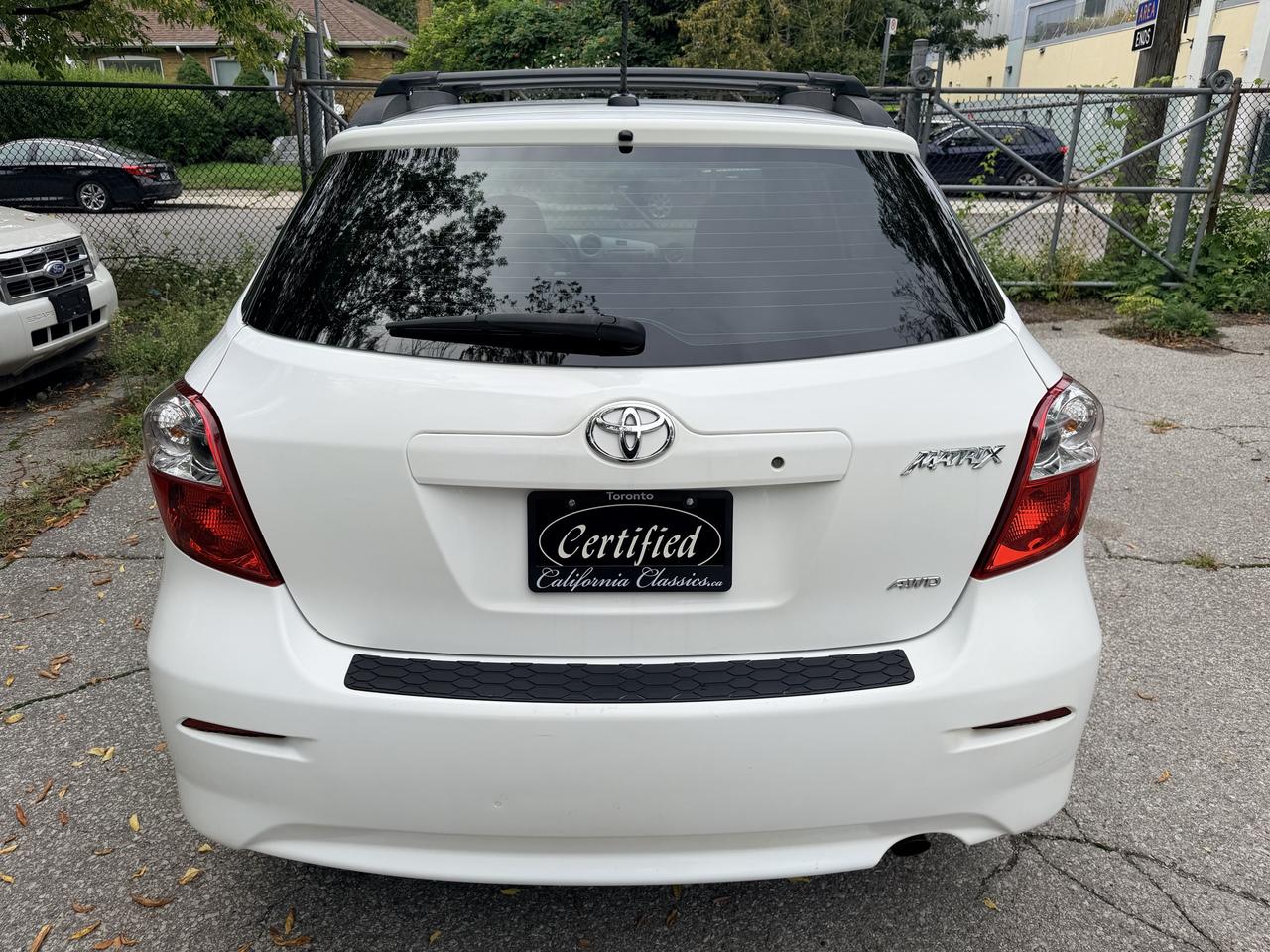 2012 Toyota Matrix S | 2.4L | AWD Photo3