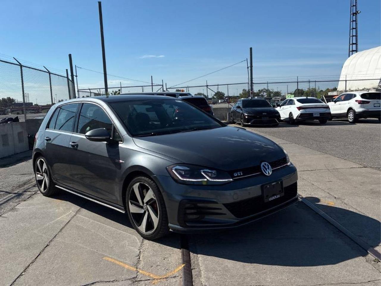 Used 2018 Volkswagen Golf GTI 5-Door Autobahn Leather | Sunroof | NAVI | BSM for sale in Waterloo, ON
