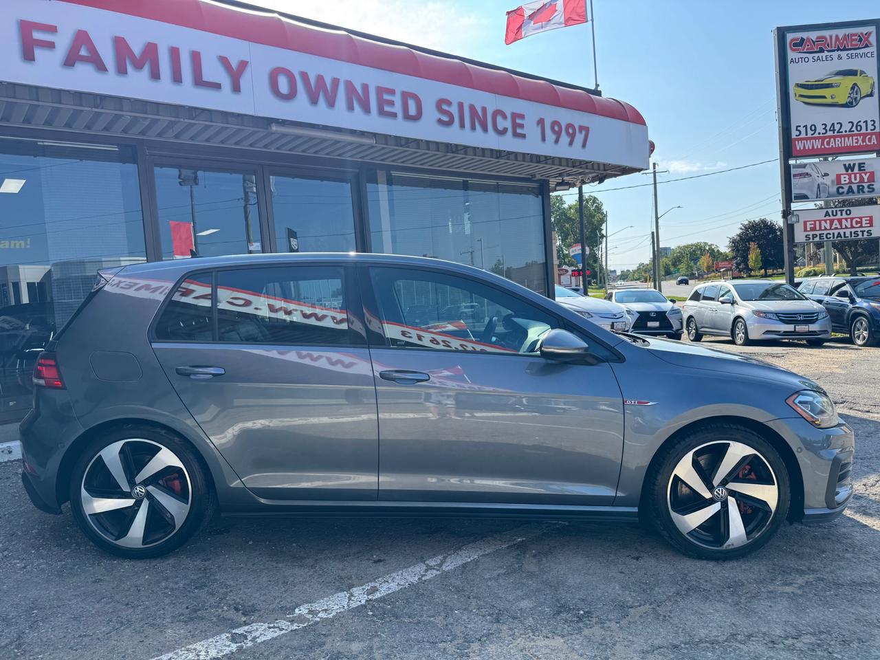 2018 Volkswagen Golf GTI 5-Door Autobahn Leather | Sunroof | NAVI | BSM Photo