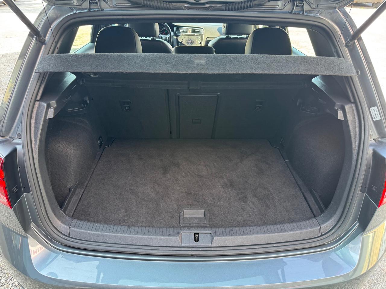 2018 Volkswagen Golf GTI 5-Door Autobahn Leather | Sunroof | NAVI | BSM Photo