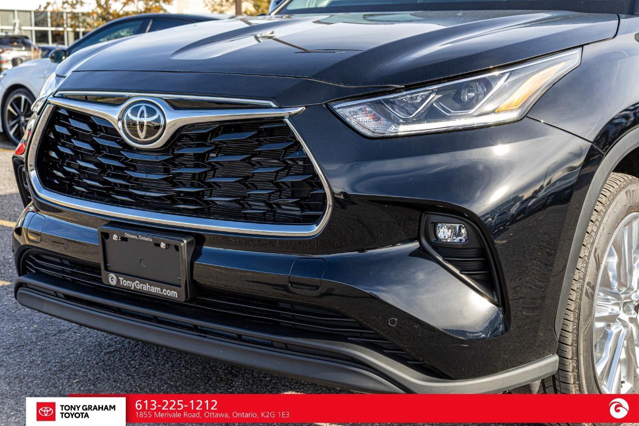 2026 Toyota Highlander Hybrid Limited Photo