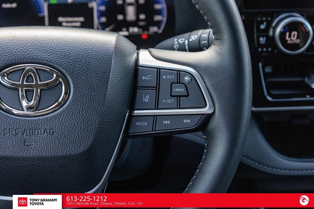 2026 Toyota Highlander Hybrid Limited Photo