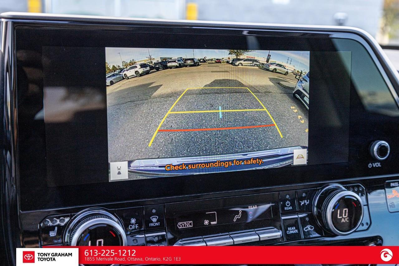 2026 Toyota Highlander Hybrid Limited Photo