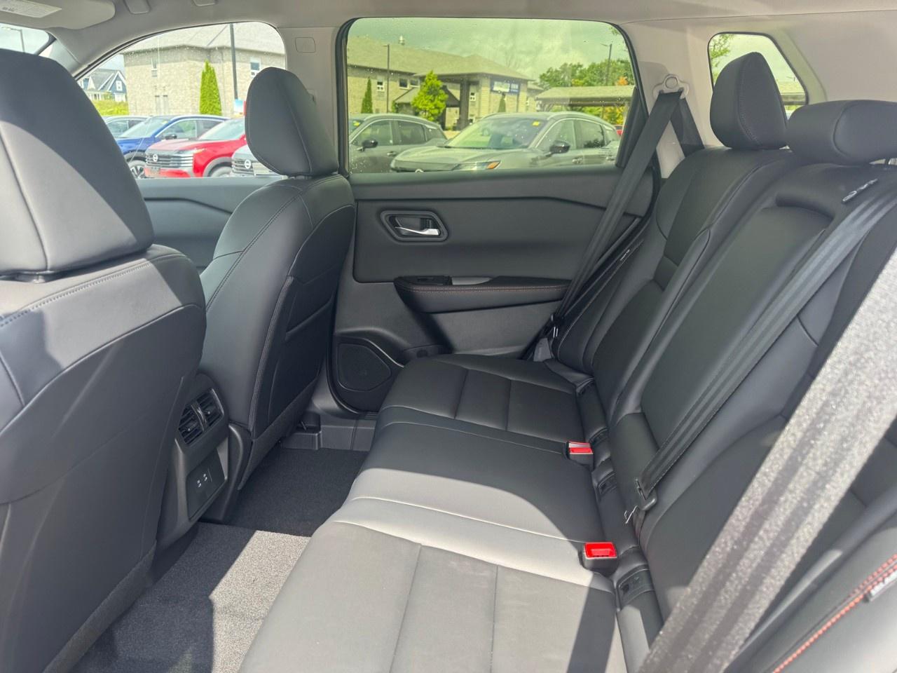 2026 Nissan Rogue AWD Rock Creek Photo