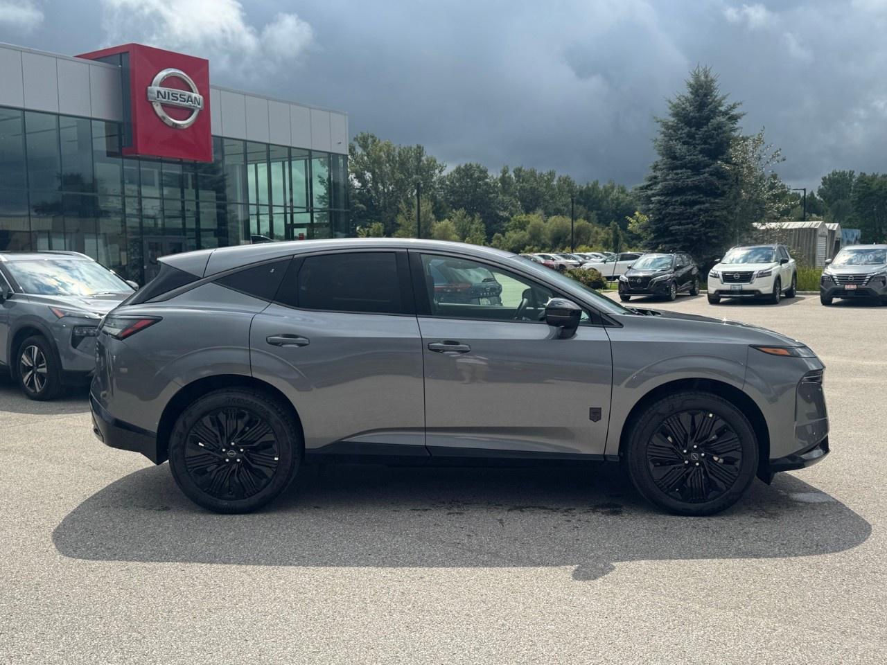 2027 Nissan Murano AWD SL Photo2