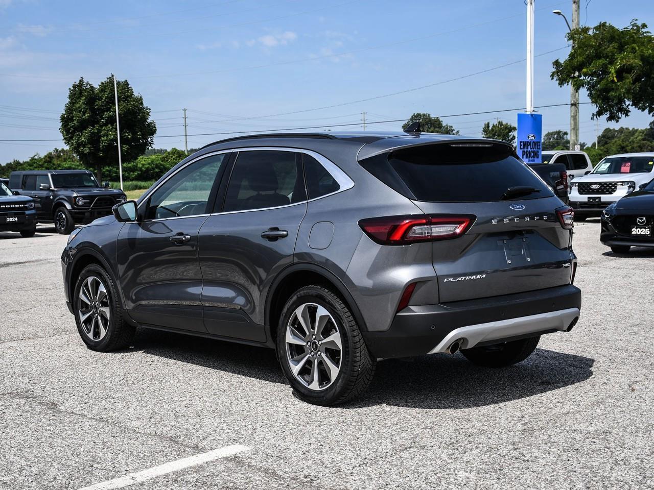 2024 Ford Escape Platinum HTD SEATS | HTD STEERING | ADAPTIVE CRUISE | REMOTE START Photo