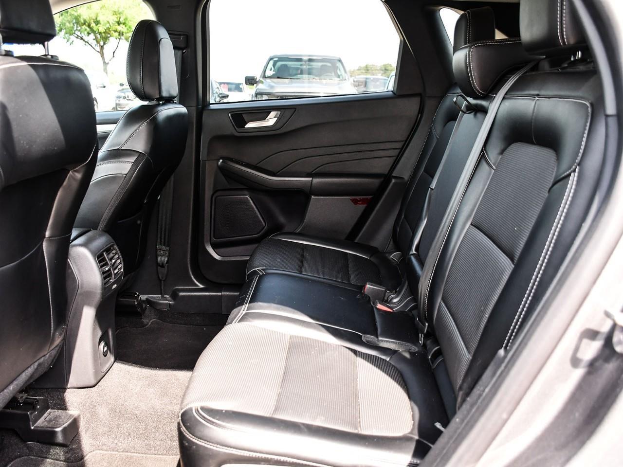 2024 Ford Escape Platinum HTD SEATS | HTD STEERING | ADAPTIVE CRUISE | REMOTE START Photo