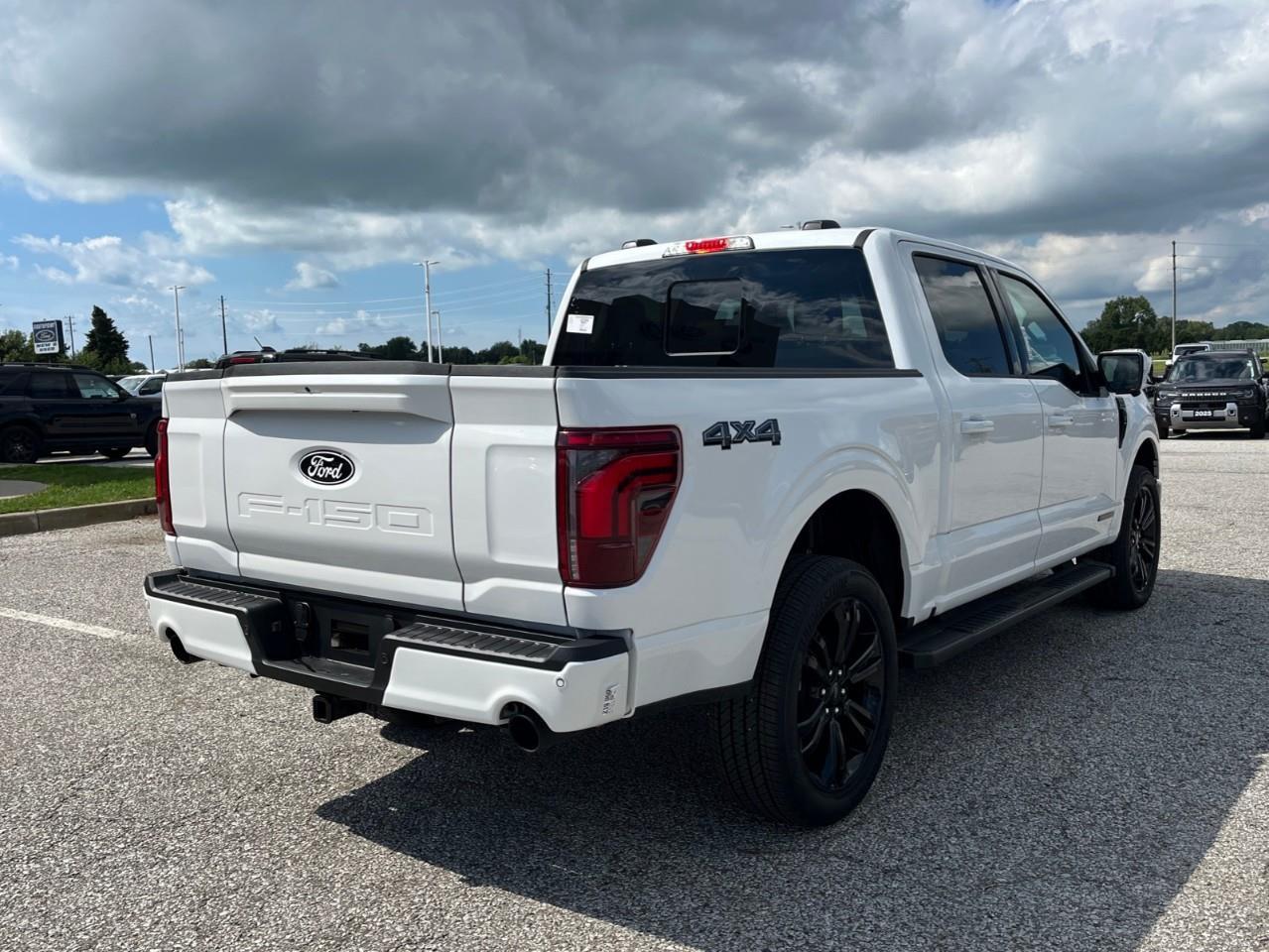 2026 Ford F-150 Lariat Photo