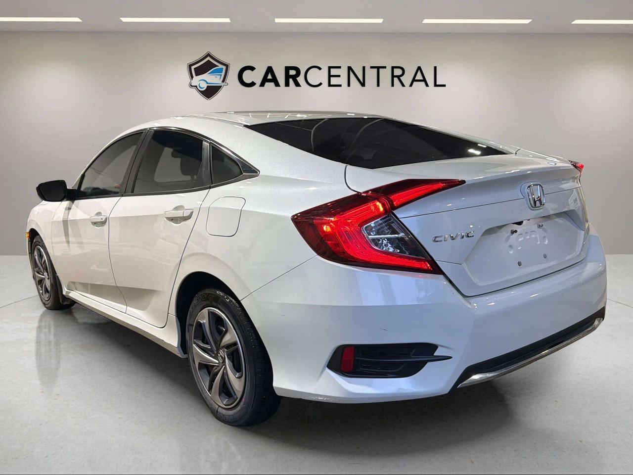 2019 Honda Civic LX| HTD SEATS| HONDA SENSE| CARPLAY Photo