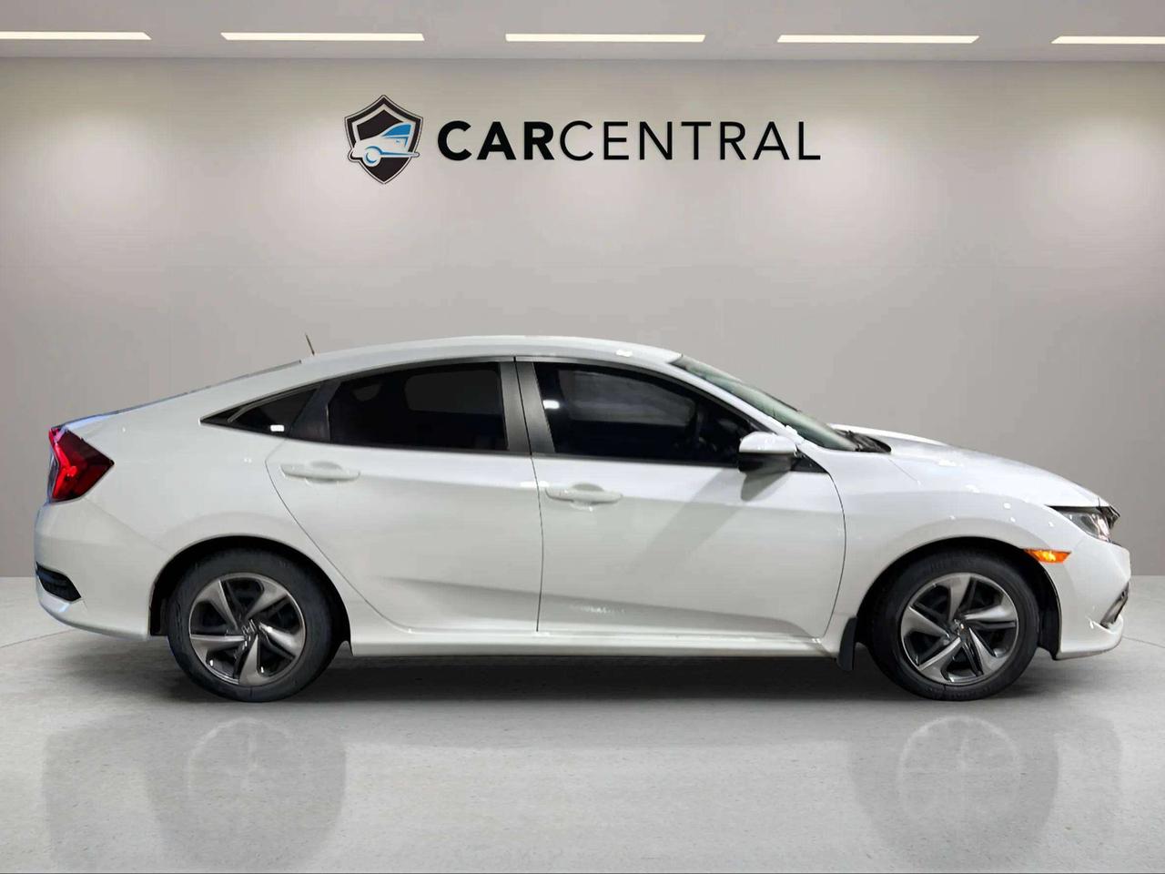 2019 Honda Civic LX| HTD SEATS| HONDA SENSE| CARPLAY Photo