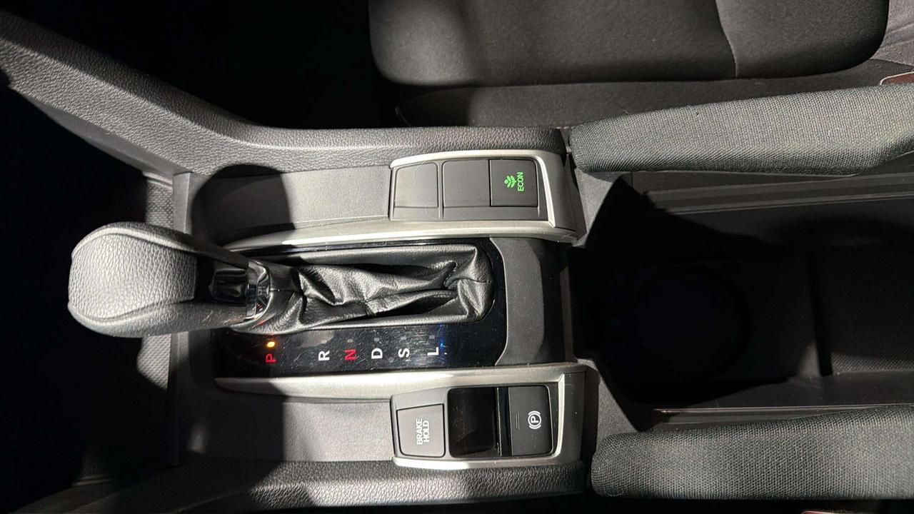 2019 Honda Civic LX| HTD SEATS| HONDA SENSE| CARPLAY Photo