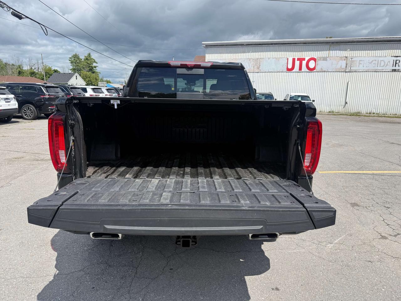 2026 GMC Sierra 1500 AT4 - Sunroof - Heads Up Display! Photo3