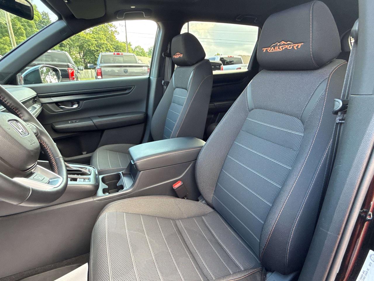 2026 Honda CR-V TrailSport | SUNROOF | HEATED SEATS | REMOTE START Photo