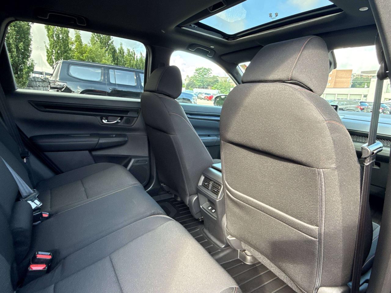 2026 Honda CR-V TrailSport | SUNROOF | HEATED SEATS | REMOTE START Photo