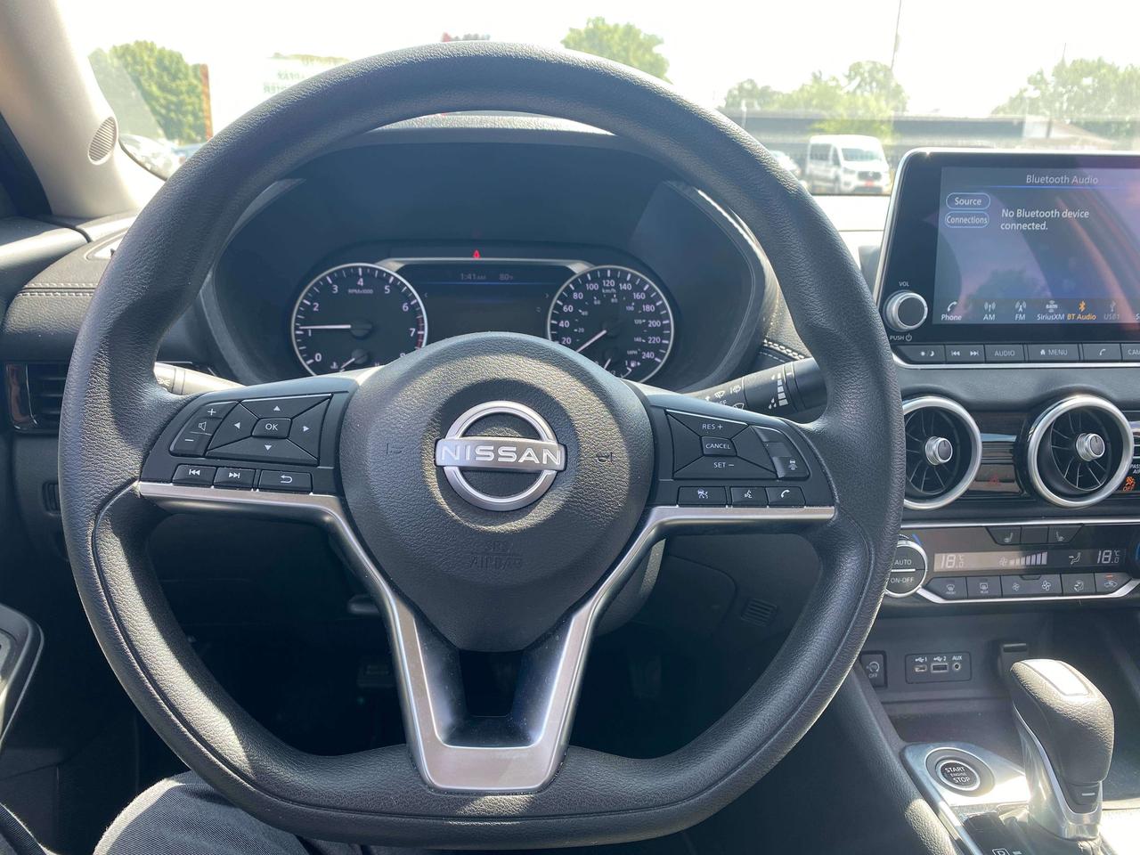 2024 Nissan Sentra SV, CLEAN CARFAX, REMOTE START, FACTORY WARRANTY! Photo