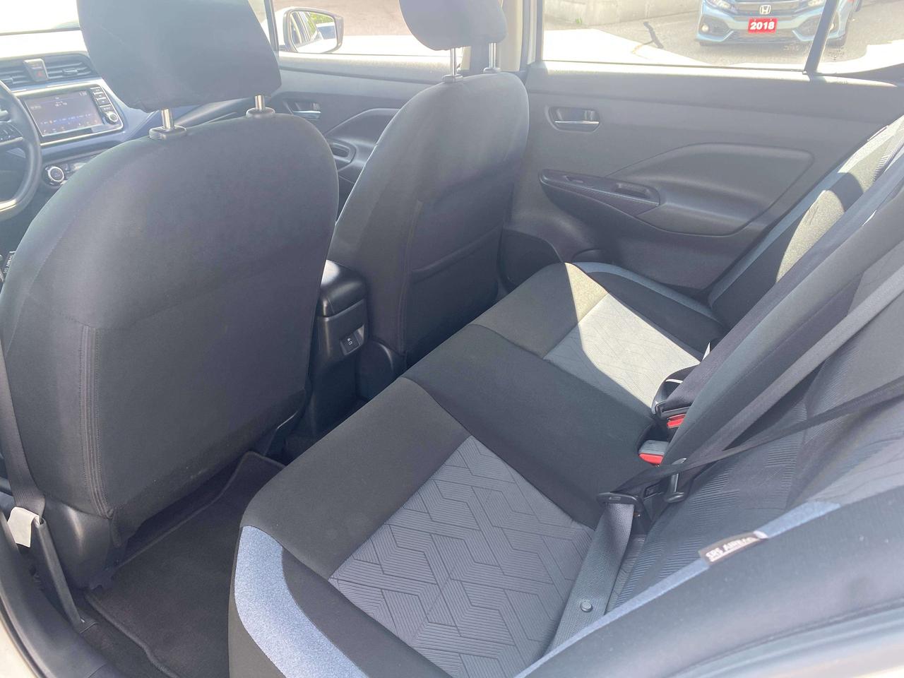 2024 Nissan Versa SV, CLEAN CARFAX, HEATED SEATS, BACK UP CAMERA! Photo