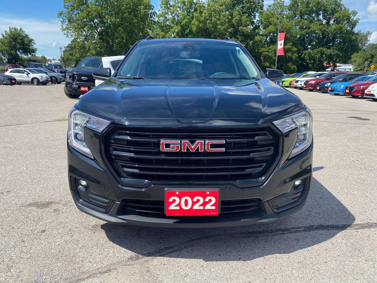 2022 GMC Terrain SLT, CLEAN CARFAX, AWD, LEATHER, REMOTE START! - Photo #3