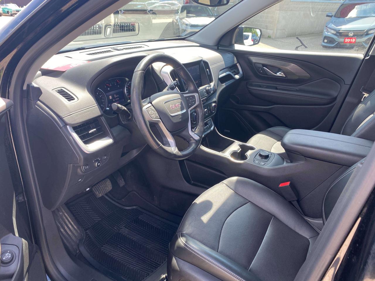 2022 GMC Terrain SLT, CLEAN CARFAX, AWD, LEATHER, REMOTE START! - Photo #12