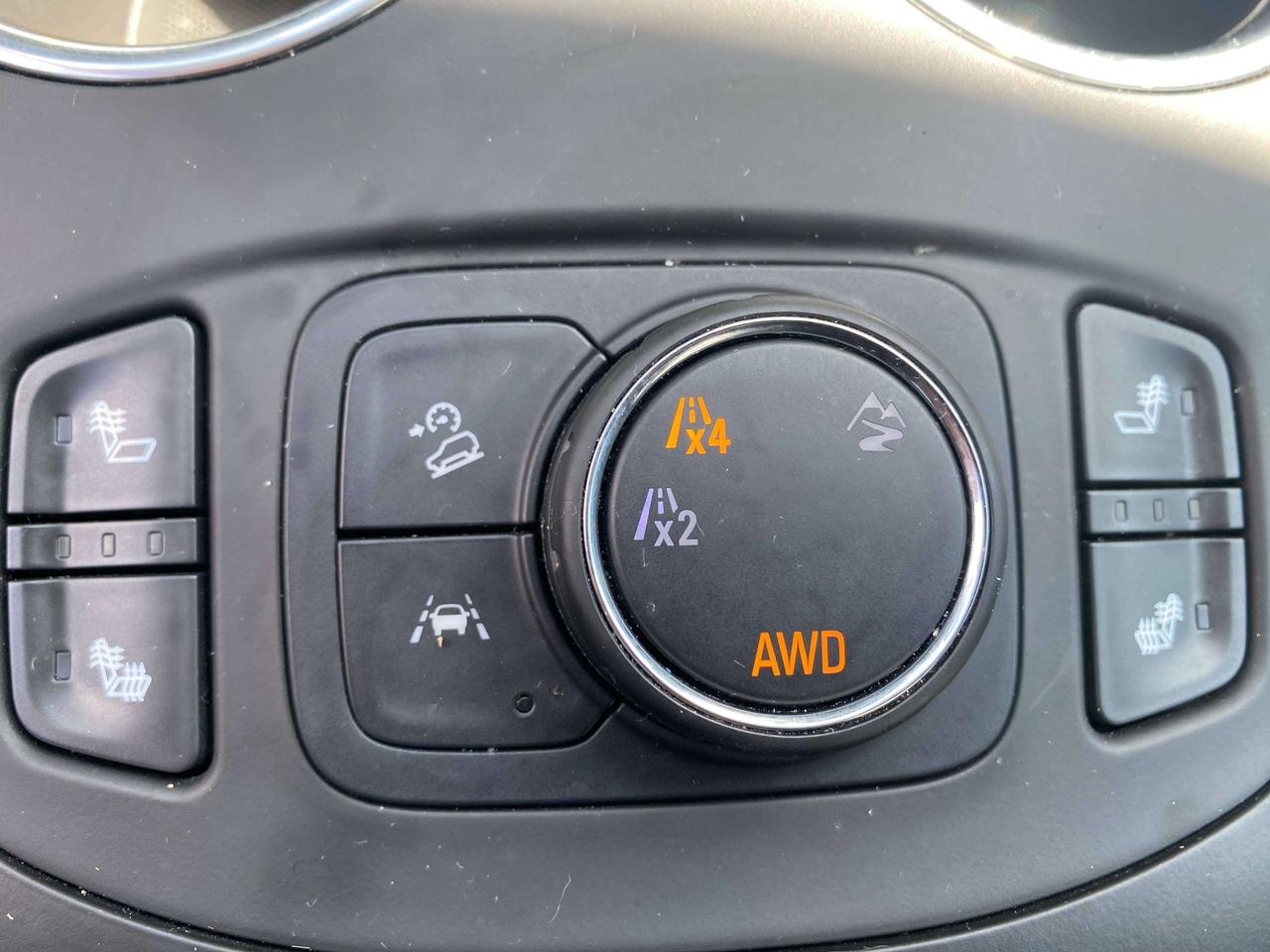 2022 GMC Terrain SLT, CLEAN CARFAX, AWD, LEATHER, REMOTE START! - Photo #17
