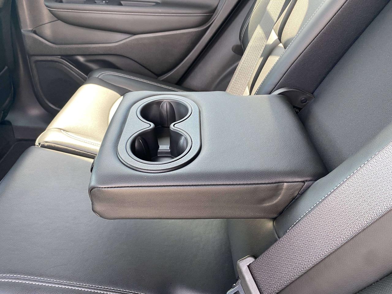 2022 GMC Terrain SLT, CLEAN CARFAX, AWD, LEATHER, REMOTE START! - Photo #22