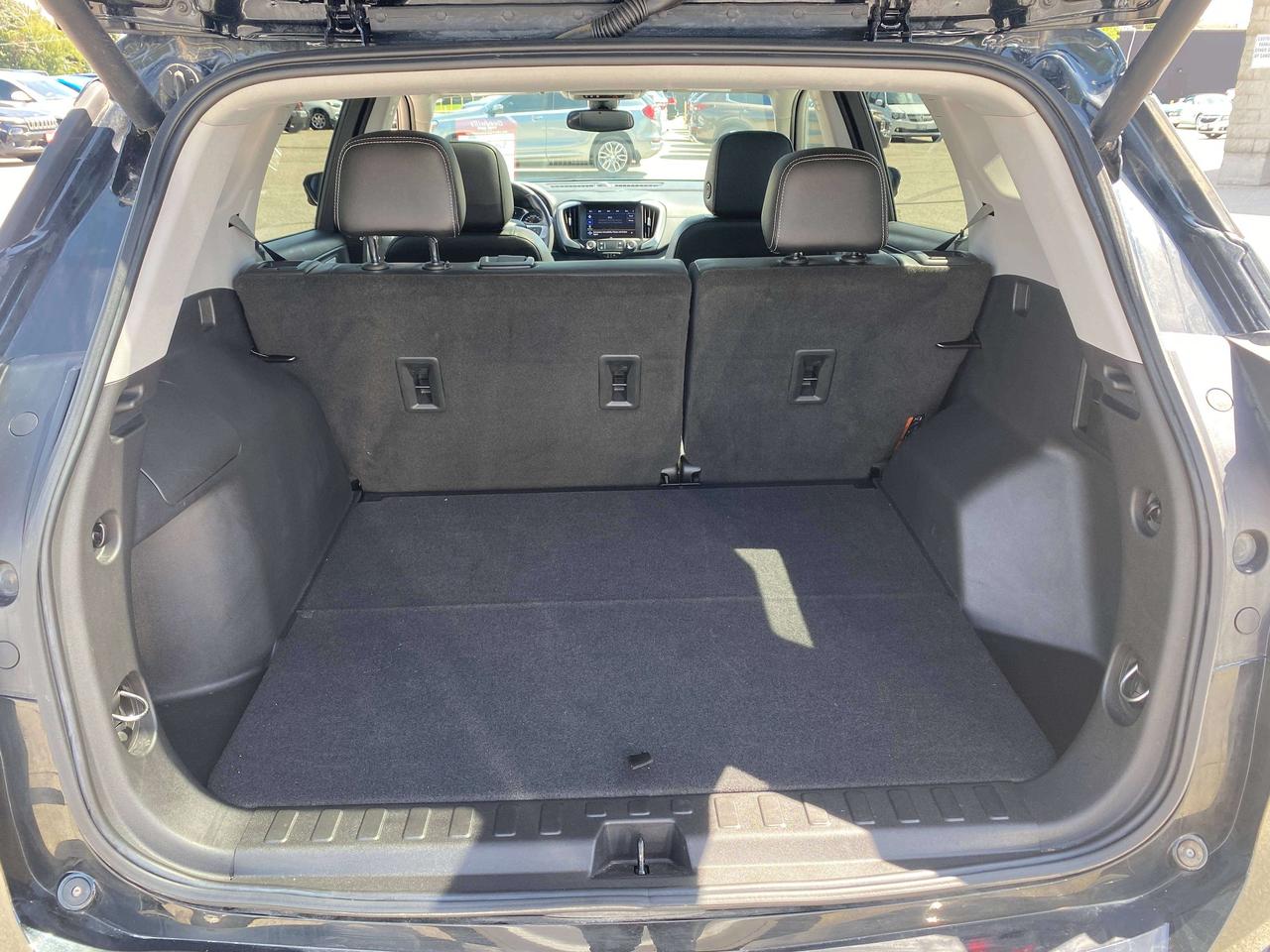2022 GMC Terrain SLT, CLEAN CARFAX, AWD, LEATHER, REMOTE START! - Photo #24