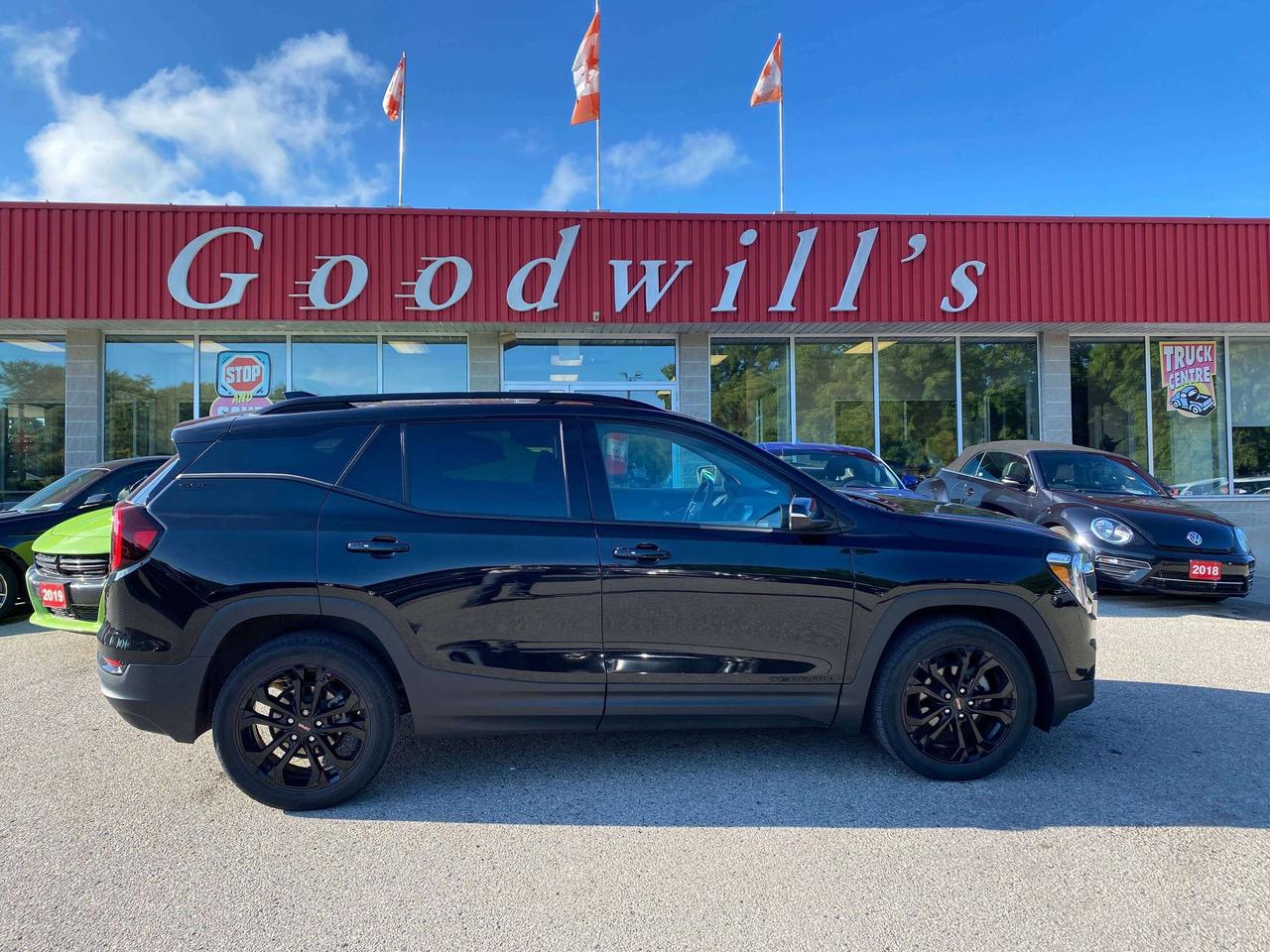 2022 GMC Terrain SLT, CLEAN CARFAX, AWD, LEATHER, REMOTE START! - Photo #1