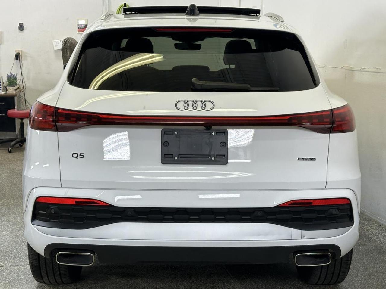 2025 Audi New Q5 2.0T PREMIUM/AWD/BLACK LEATHER/PANOROOF/NAVI! Photo