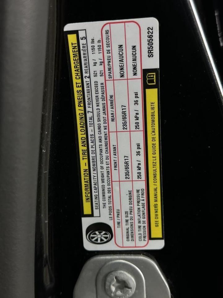 2025 Dodge Grand Caravan SXT/LEATHER/NAVI/PWR DOORS/OFF 1 OWNER LEASE! Photo