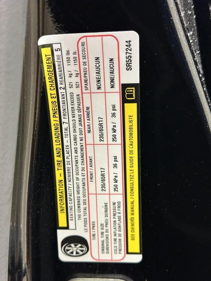 2025 Dodge Grand Caravan SXT/LEATHER/NAVI/PWR DOORS/OFF 1 OWNER LEASE! Photo