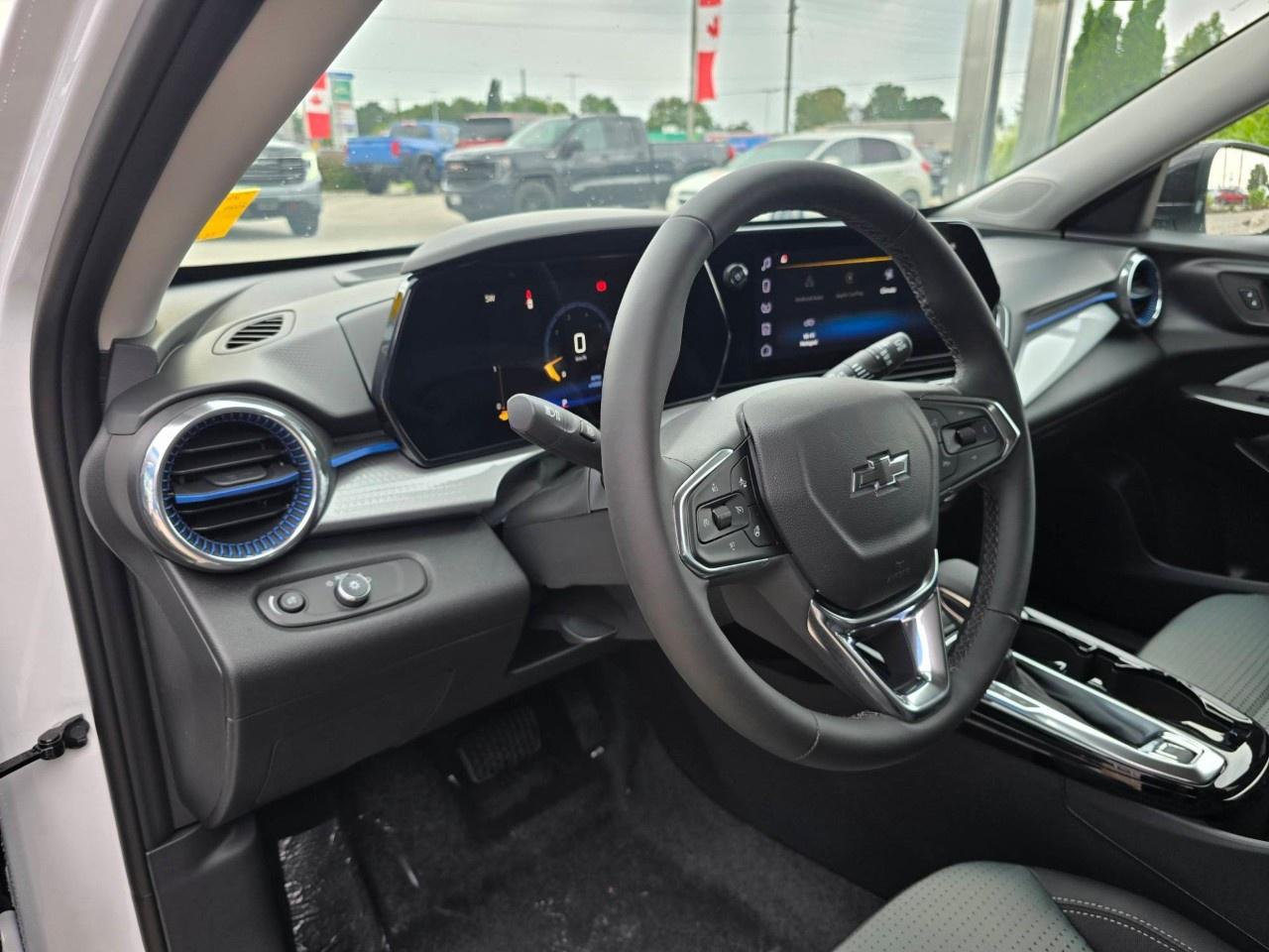 2026 Chevrolet Trax Fwd 4dr Lt Photo