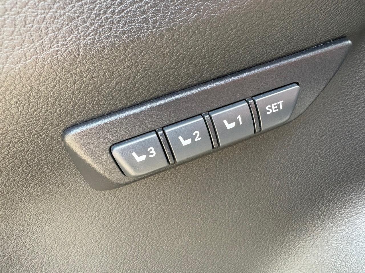 2020 Lexus NX 300 LOW KM! Photo