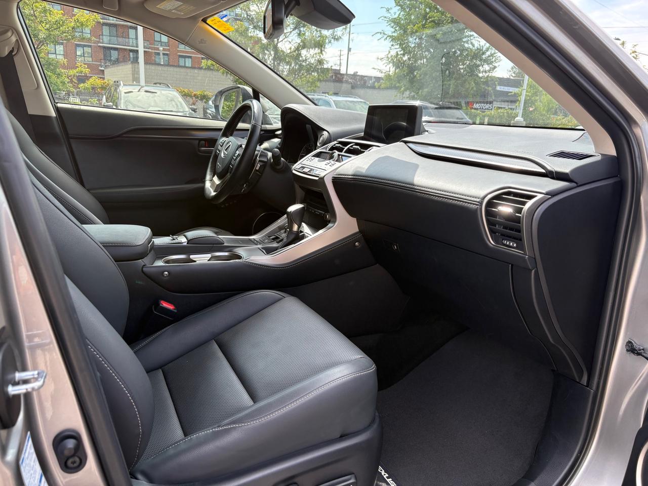2020 Lexus NX 300 LOW KM! Photo