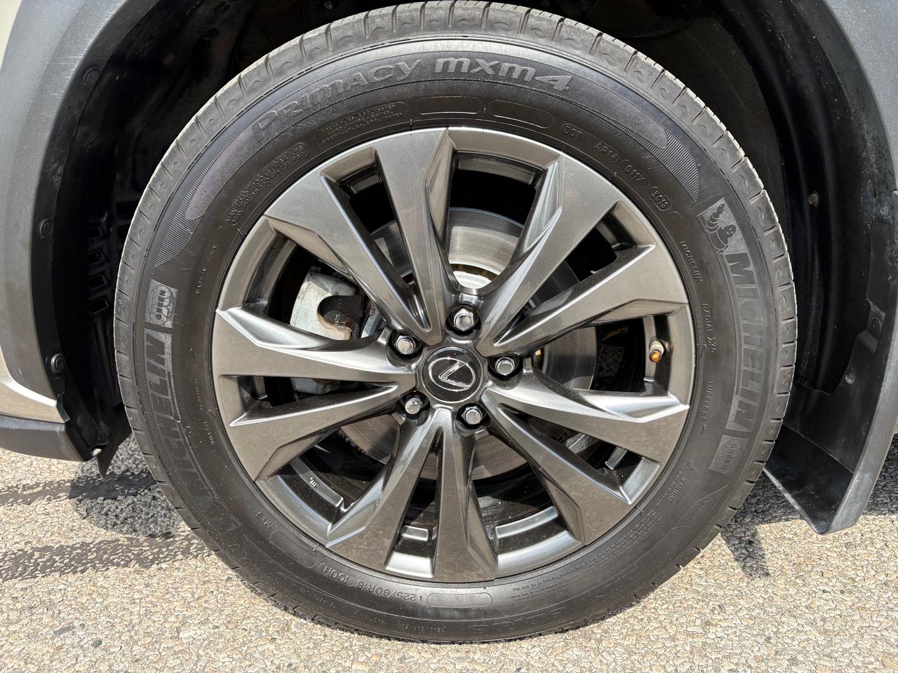 2020 Lexus NX 300 LOW KM! Photo