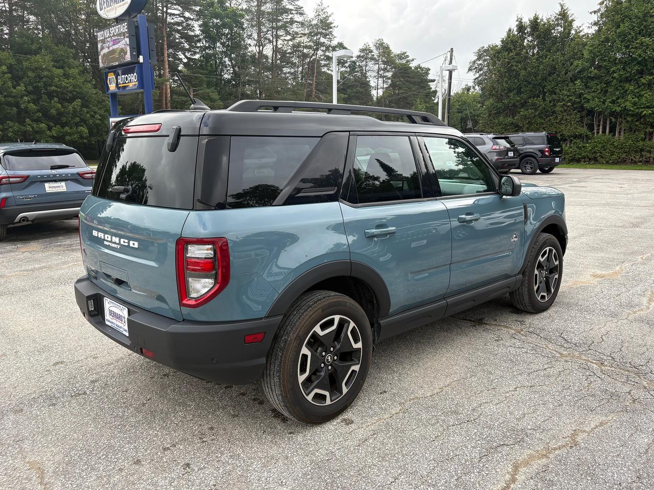 2023 Ford Bronco Sport Outer Banks 4x4 Photo