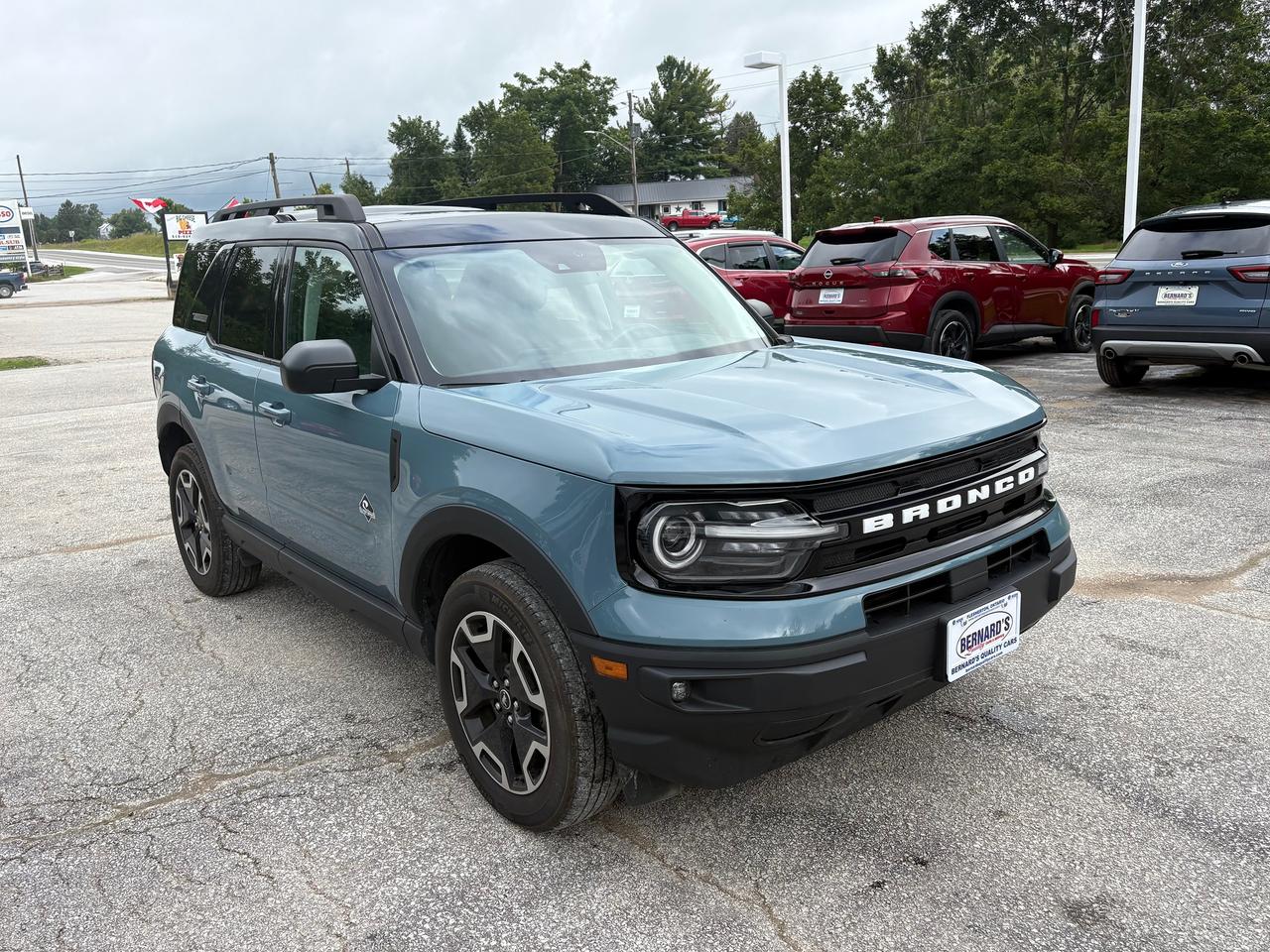 2023 Ford Bronco Sport Outer Banks 4x4 Photo3