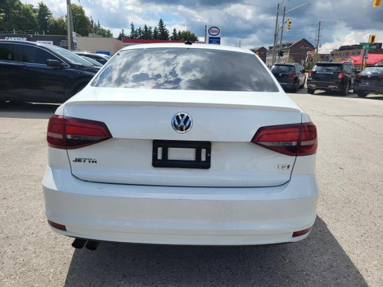 2017 Volkswagen Jetta wolfsburg Photo