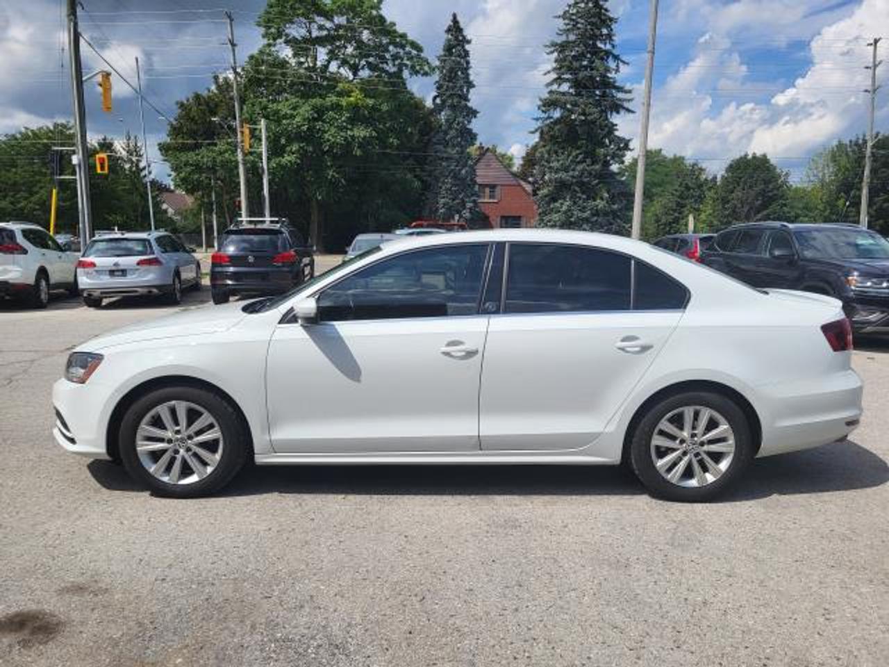 2017 Volkswagen Jetta wolfsburg Photo