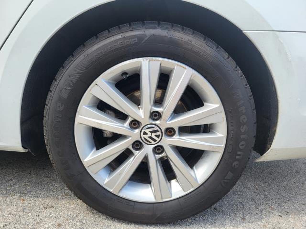2017 Volkswagen Jetta wolfsburg Photo