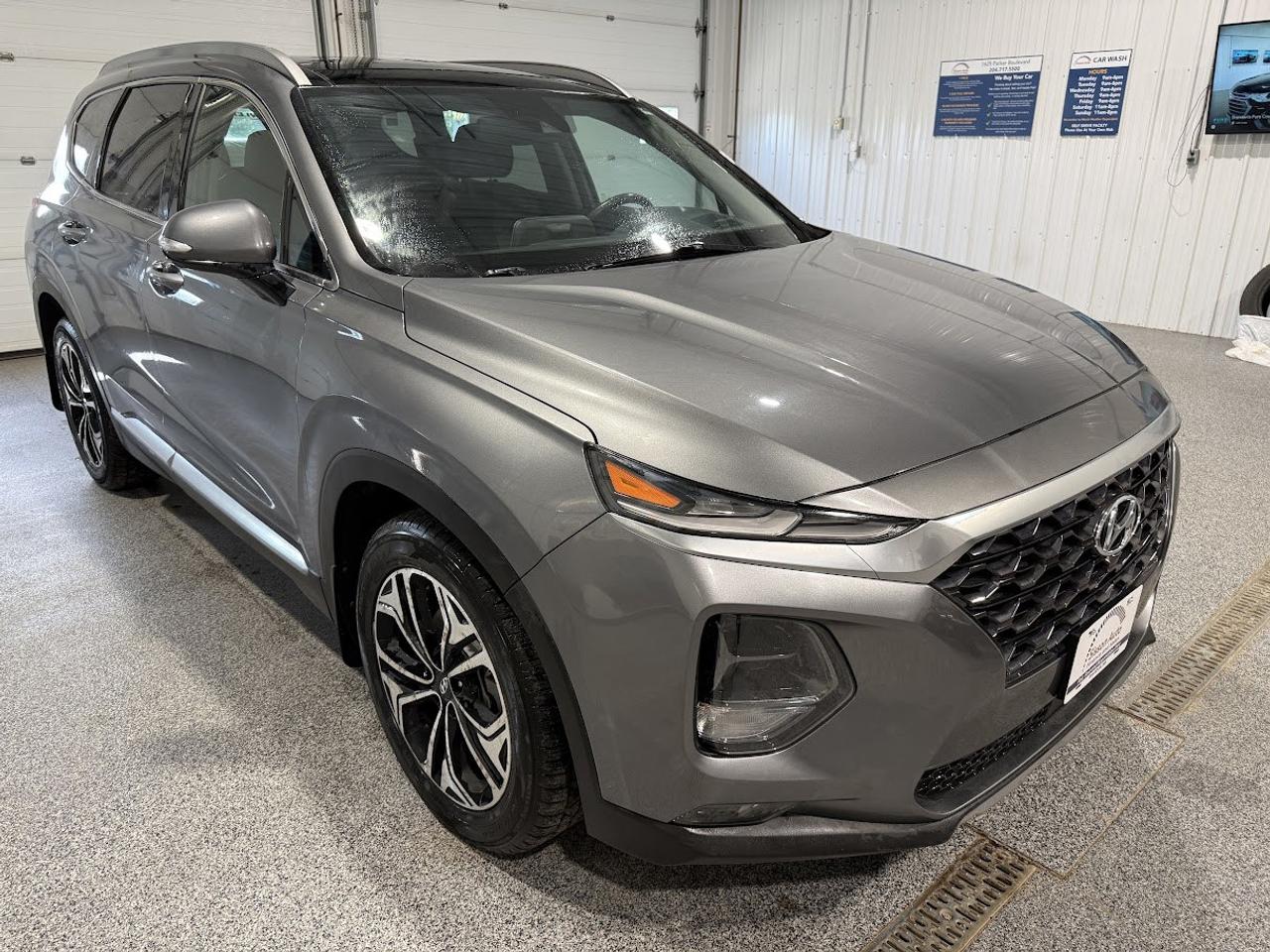 Used 2019 Hyundai Santa Fe Ultimate 2.0T AWD for sale in Brandon, MB