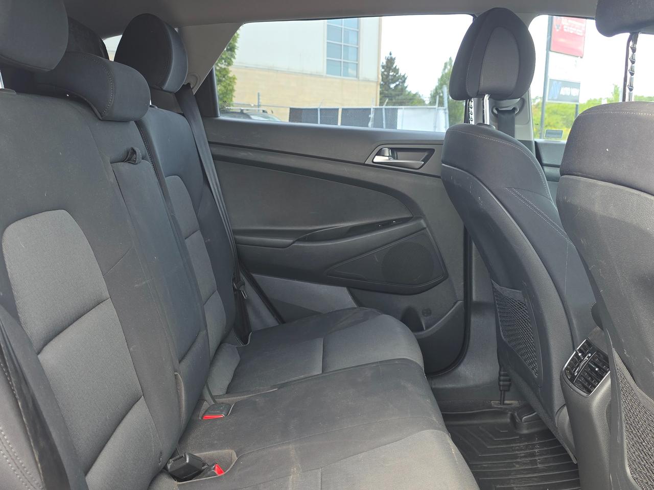 2018 Hyundai Tucson 2.0L Premium AWD *WINTER TIRES & RIMS INCLUDED* Photo