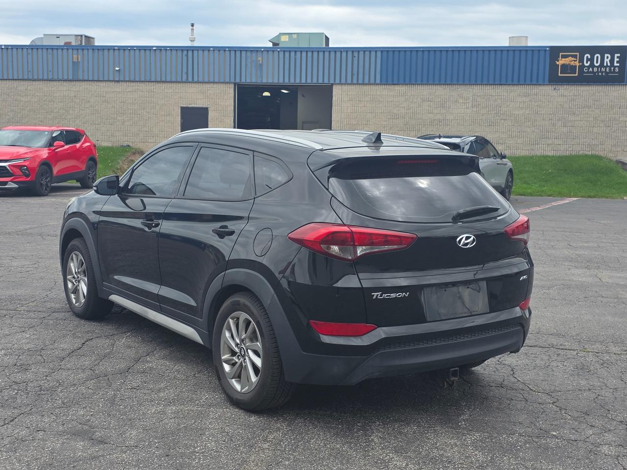 2018 Hyundai Tucson 2.0L Premium AWD *WINTER TIRES & RIMS INCLUDED* Photo