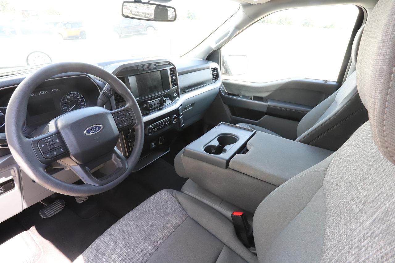 2023 Ford F-150 XLT 4WD SuperCrew 6.5' Box Photo1
